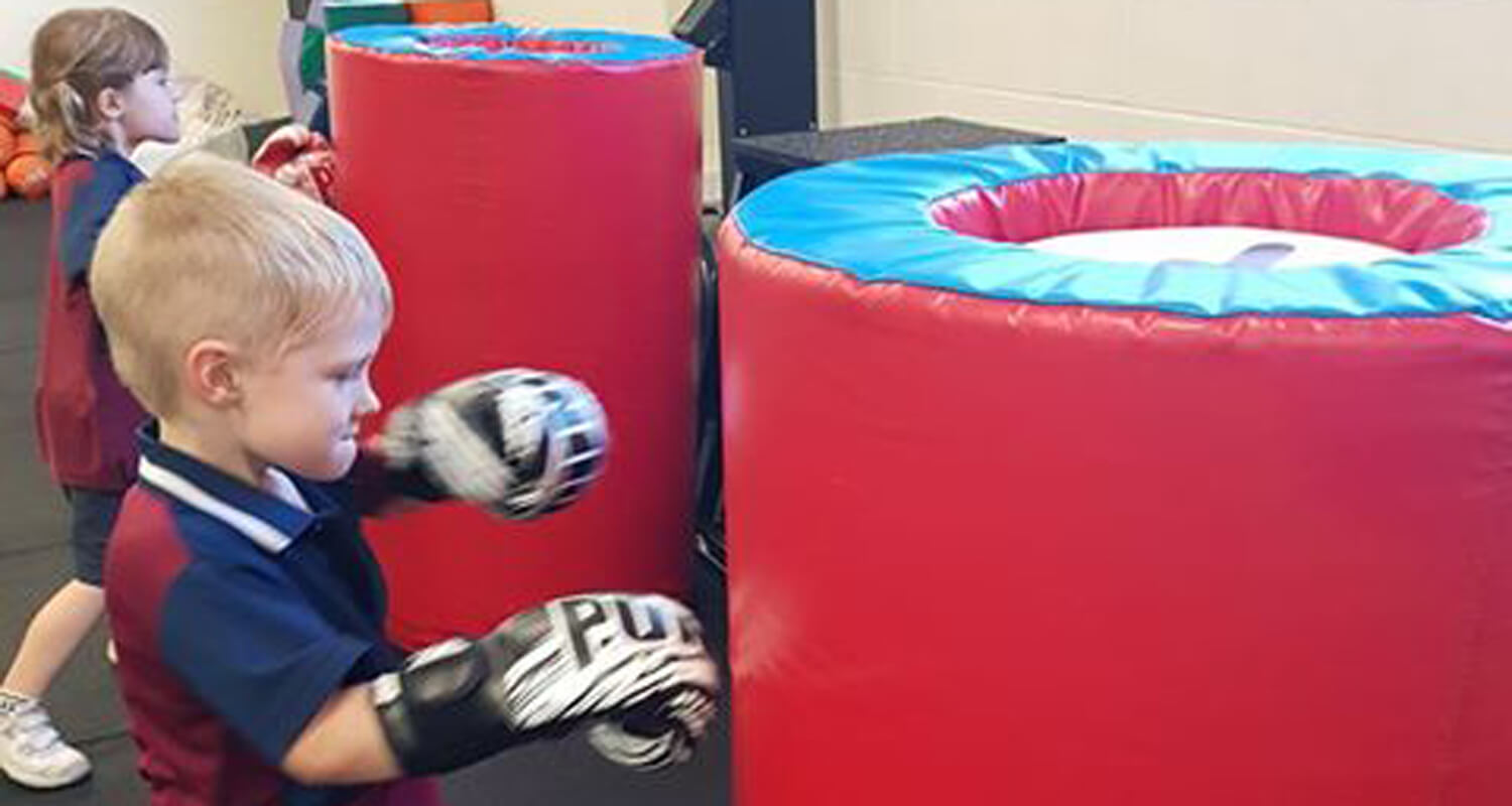 Active kids boxing classes at Genesis